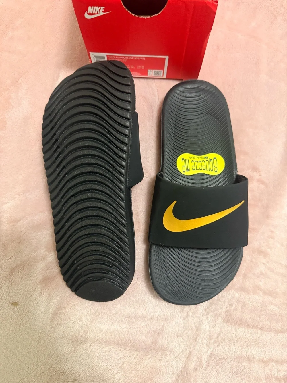 Nike classic slip